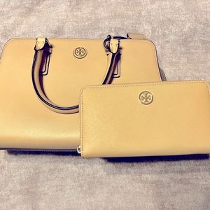 Tory Burch purse with matching wallet